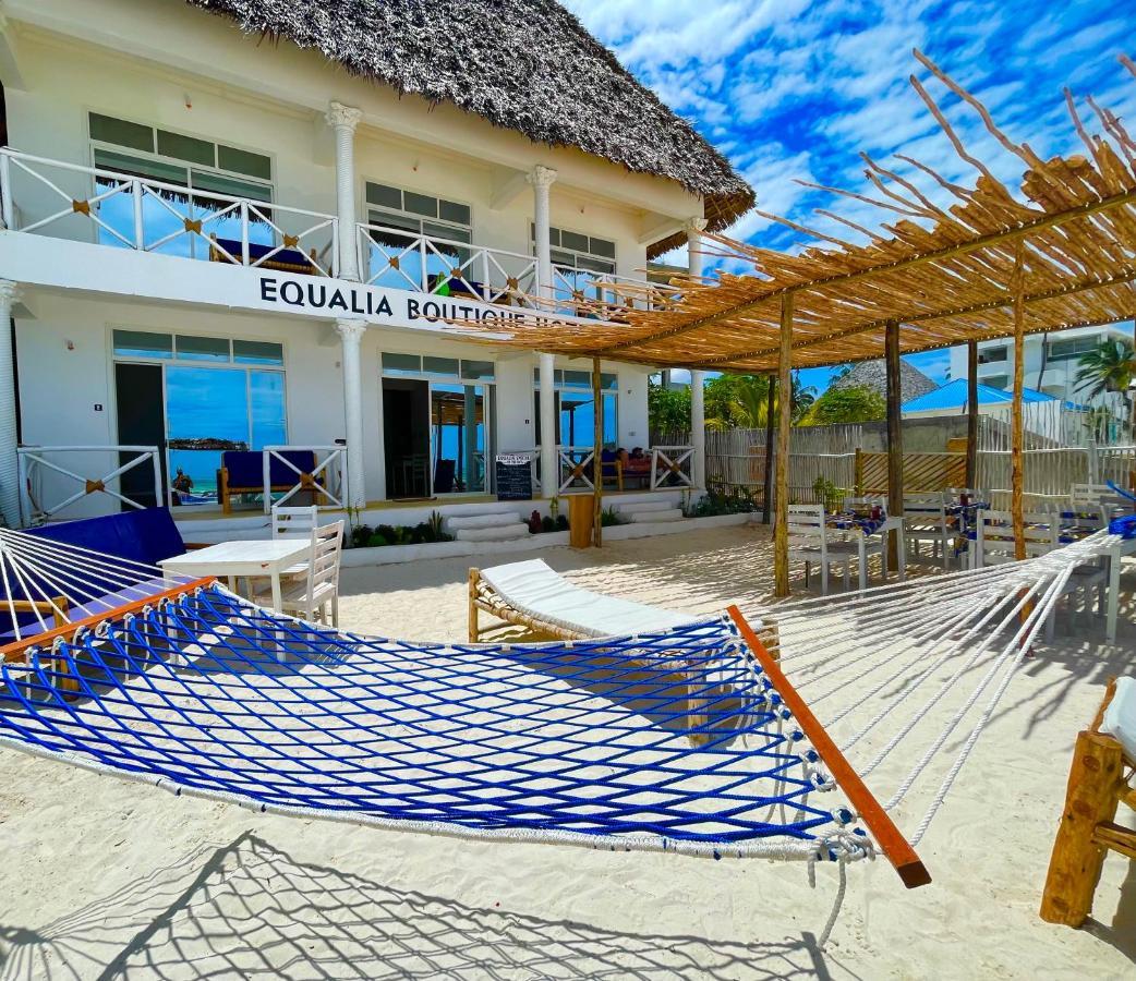 Equalia Boutique Hotel Джамбиани Екстериор снимка