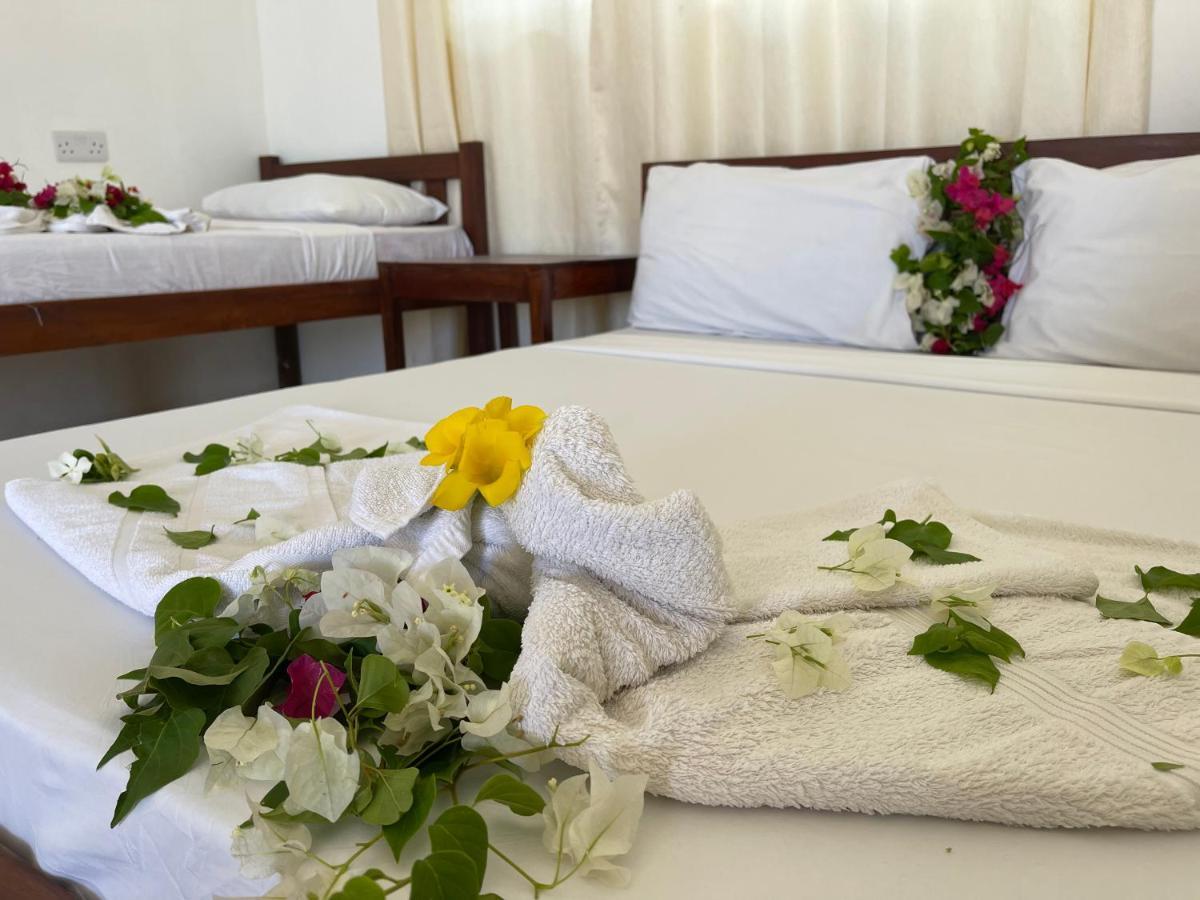 Equalia Boutique Hotel Джамбиани Екстериор снимка