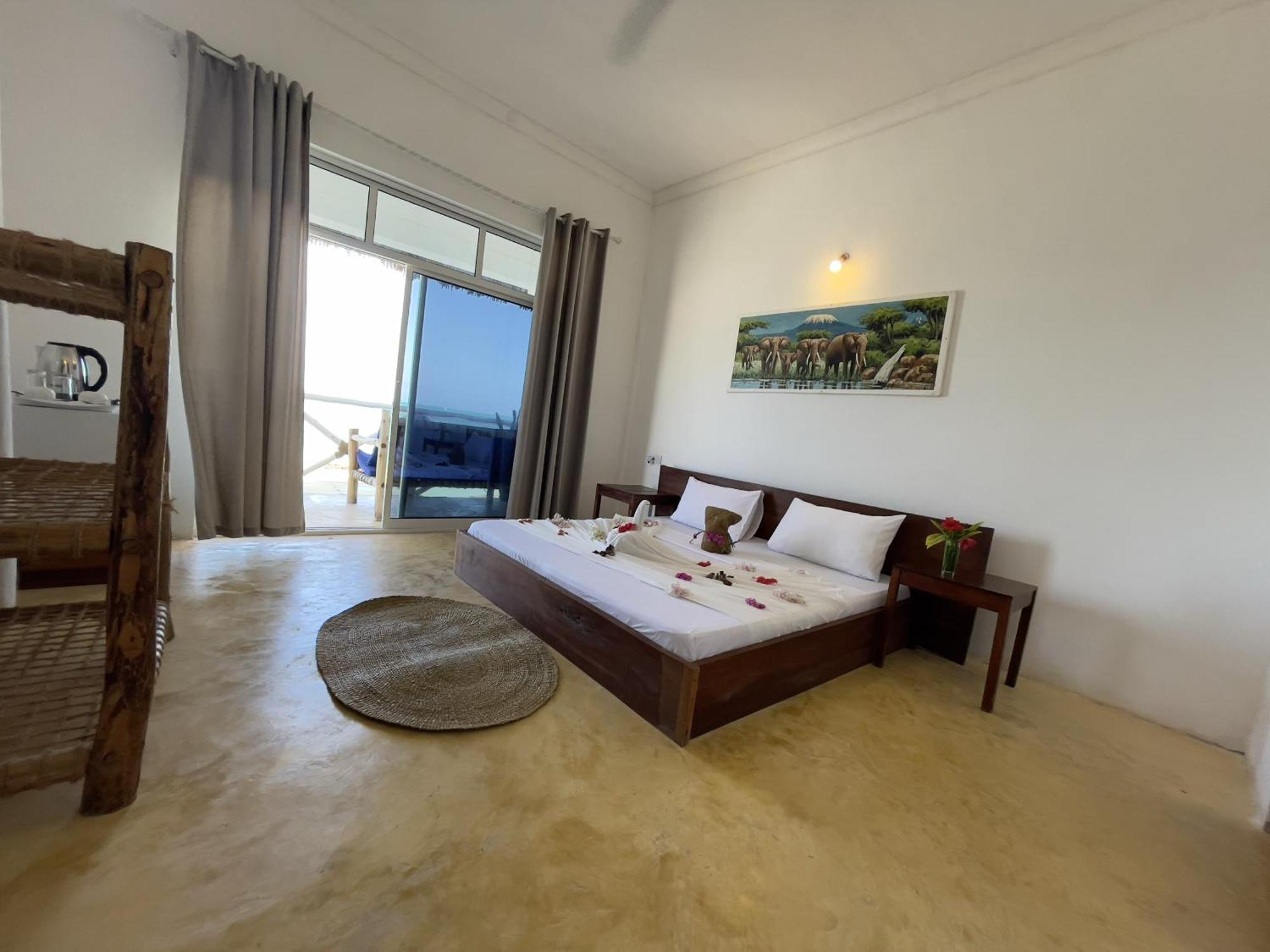 Equalia Boutique Hotel Джамбиани Екстериор снимка