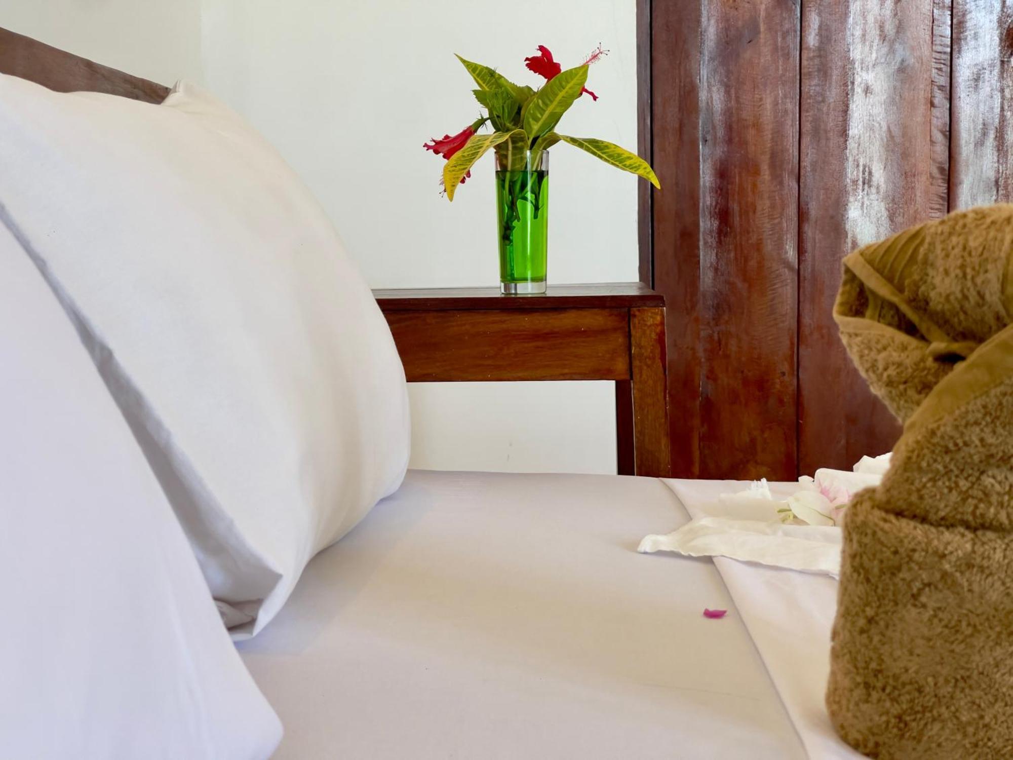 Equalia Boutique Hotel Джамбиани Екстериор снимка