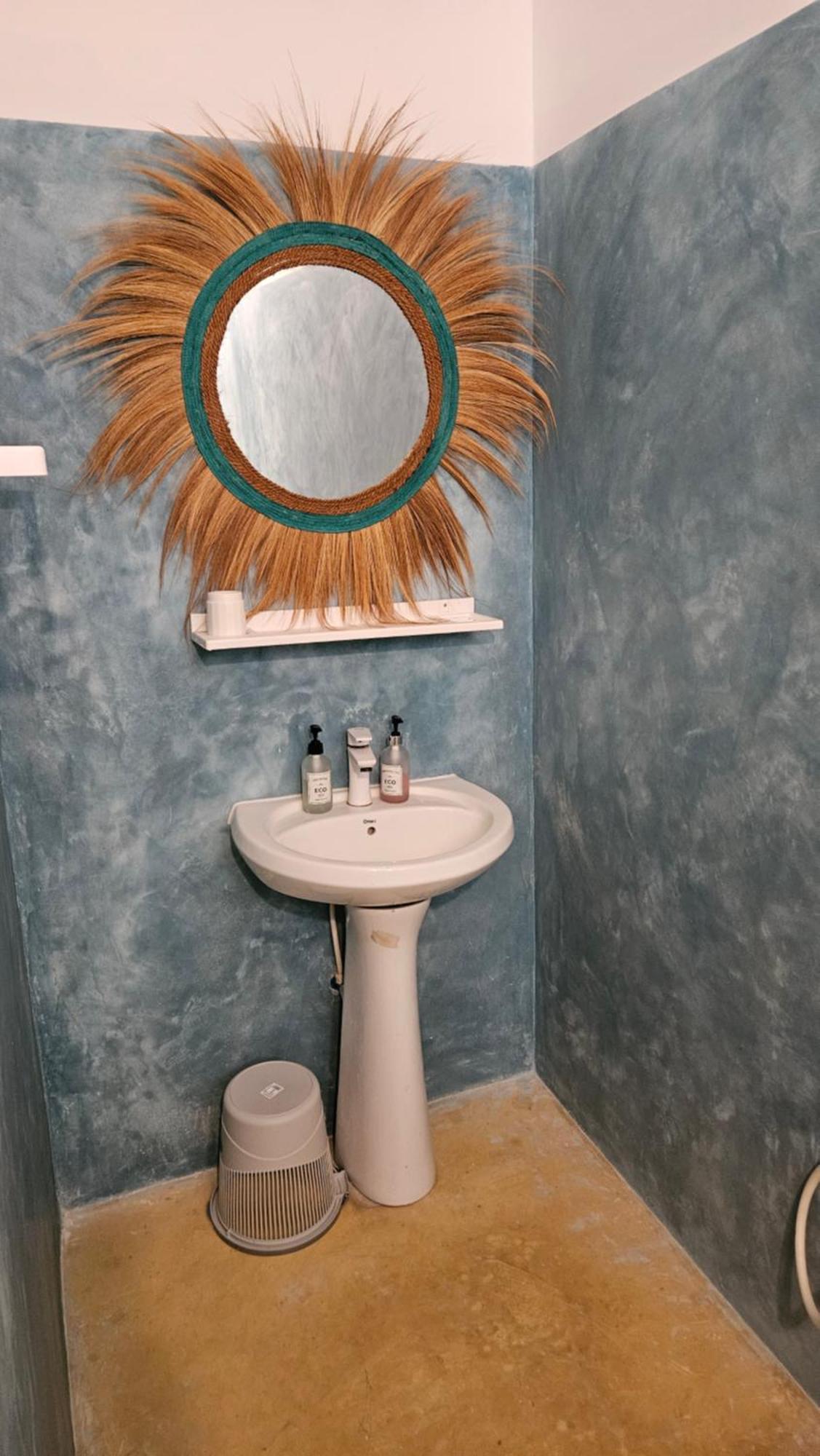 Equalia Boutique Hotel Джамбиани Екстериор снимка